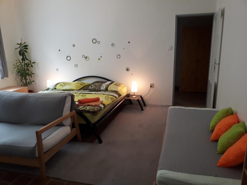 Apartmany Karlstejn Exterior photo